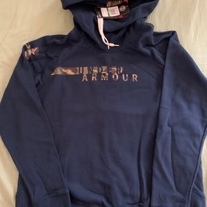 New with tags Under Armour camouflage Navy Hoodie